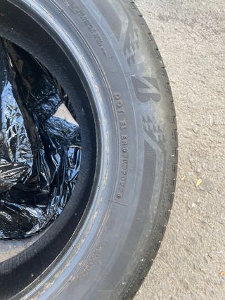 Neumático Turanza 215/60R17 96H