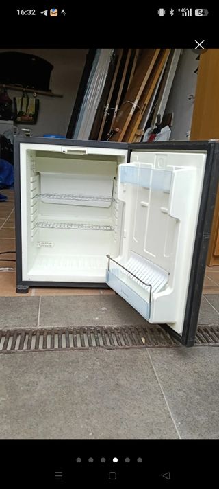 Nevera Mini Dometic RH 449 LDFS