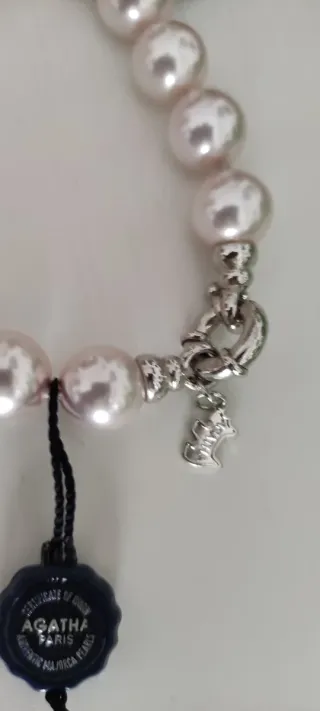 Pulsera de perlas.  Color blanco -rosado