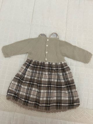 Vestido de punto y capota 3 meses