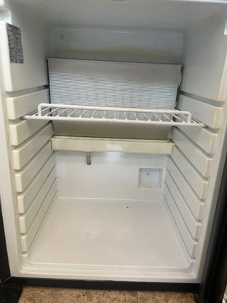 Nevera mini bar