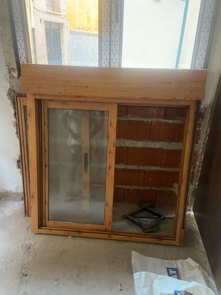 Ventana PVC marrón claro