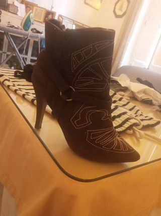 Par de botas piel ante cuero señora mujer