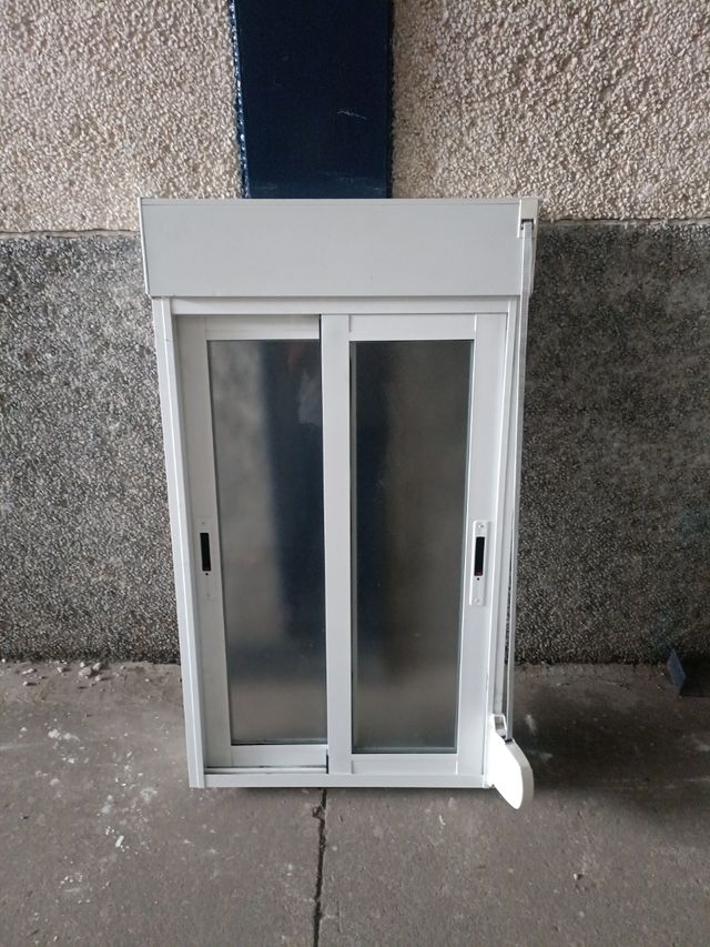 Ventana corredera 2 hojas 65x120, cristal translúc