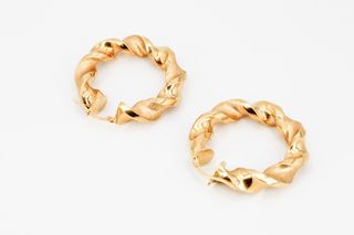 Aros torcidos de oro 18k Quickgold