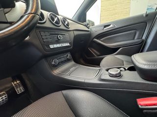 Mercedes-Benz B 180 CDI AMG 