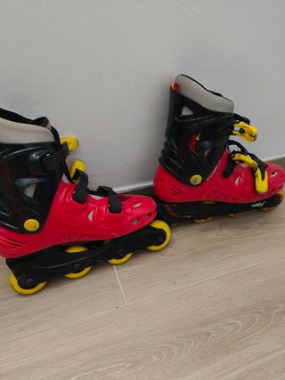 Pattini in linea a rotelle