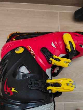 Pattini in linea a rotelle