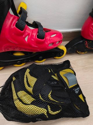 Pattini in linea a rotelle