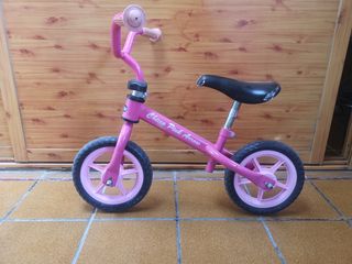 Bicicleta de equilibrio Chicco rosa