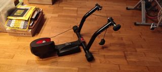 Rodillo Zycle Zpro+ simulator Bkool para Ciclismo 