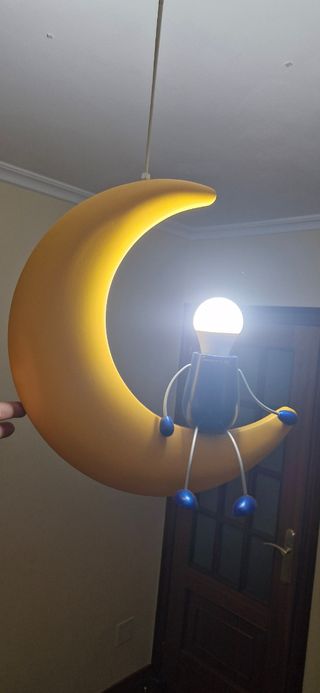 Lámpara de techo. Luna.