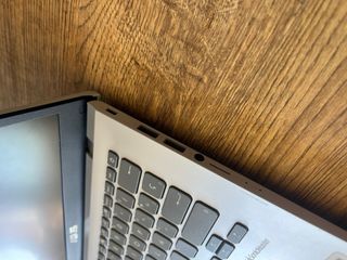 ! Nuevo ! Portátil ASUS F409JA i3 10ª Gen 14
