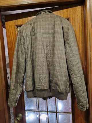 Diferentes chaquetas talla L chicos.