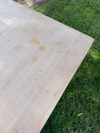 Mesa de madera rústica