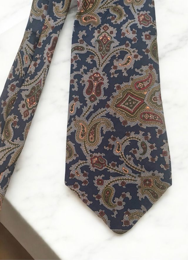 Cravatta uomo fantasia paisley blu