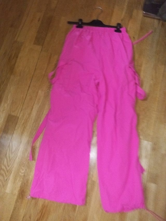 Pantalones cargo rosas