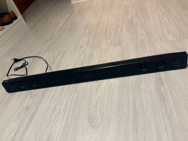 Barra de Sonido LG Negra