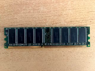 Memoria RAM Kingston 1GB DDR