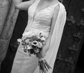 Traje de Novia con Capa Elegante blanco- champán