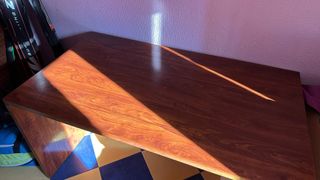 Mesa de despacho de madera