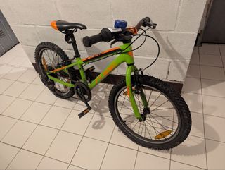 Bicicleta Infantil Cube Acid 200 20"