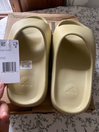 Chanclas Yeezy Slide Adidas Amarillas Talla 37