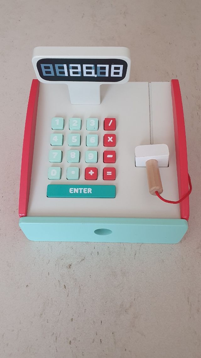 Caja registradora de madera para jugar