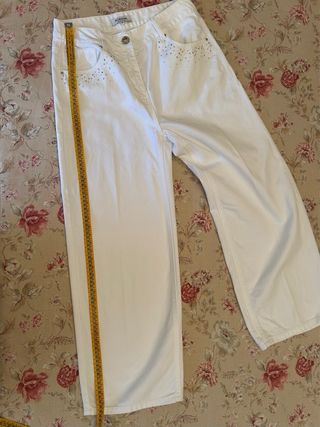Pantalón Morgan Blanco Talla 38 con Pedrería