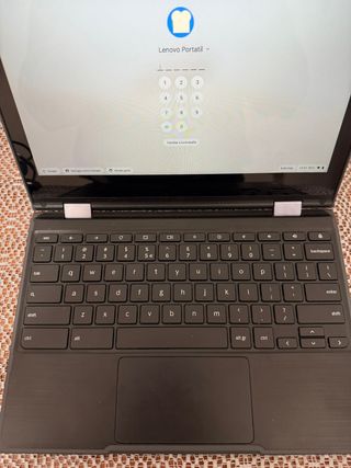Portátil Lenovo Táctil Negro