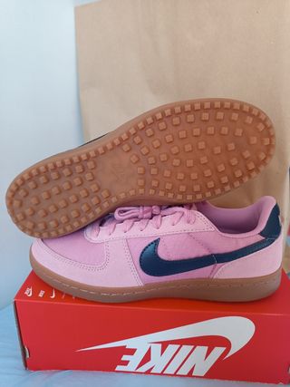 Nike Field General Talla 39 Rosa