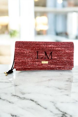 BOLSO PERSONALIZADO con iniciales bordadas.