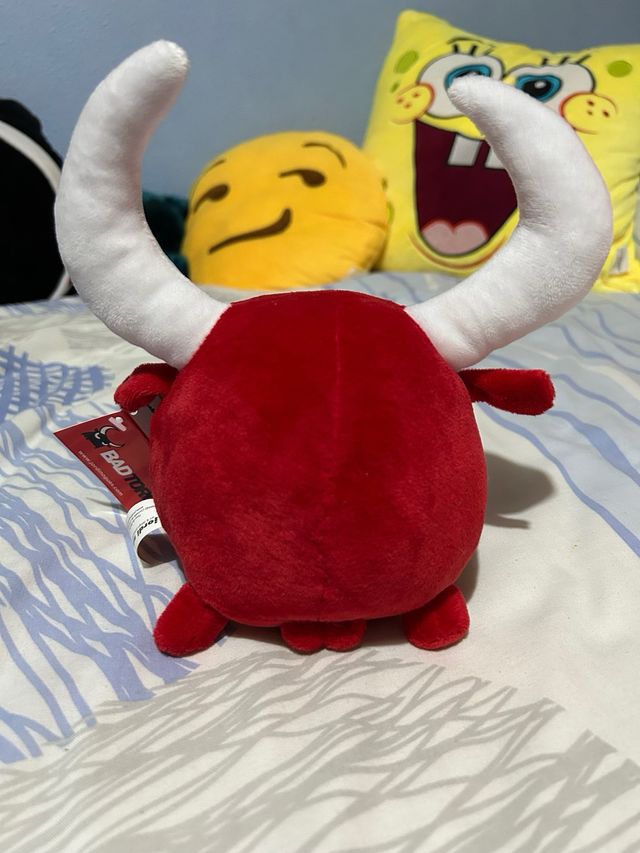 Peluche Toro Rojo BadToro Mediano
