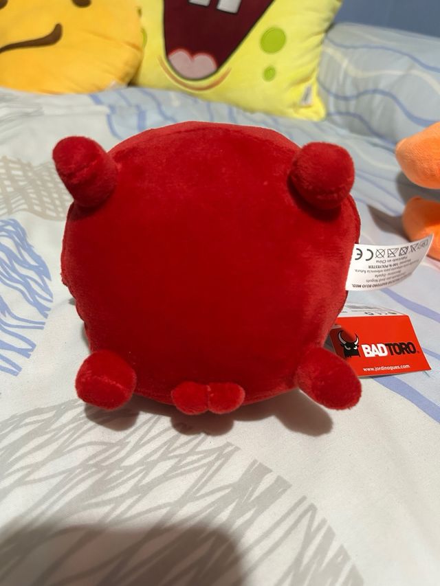 Peluche Toro Rojo BadToro Mediano