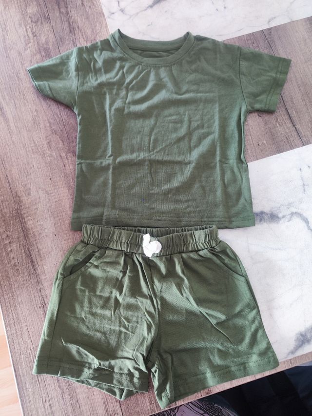 Conjunto bebé verde