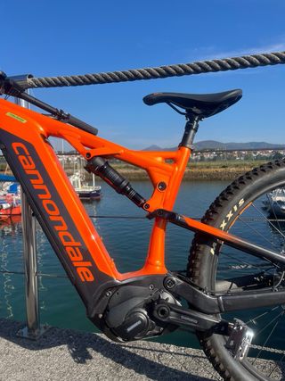 Bicicleta Eléctrica Cannondale CujoNeotalla M 85KM