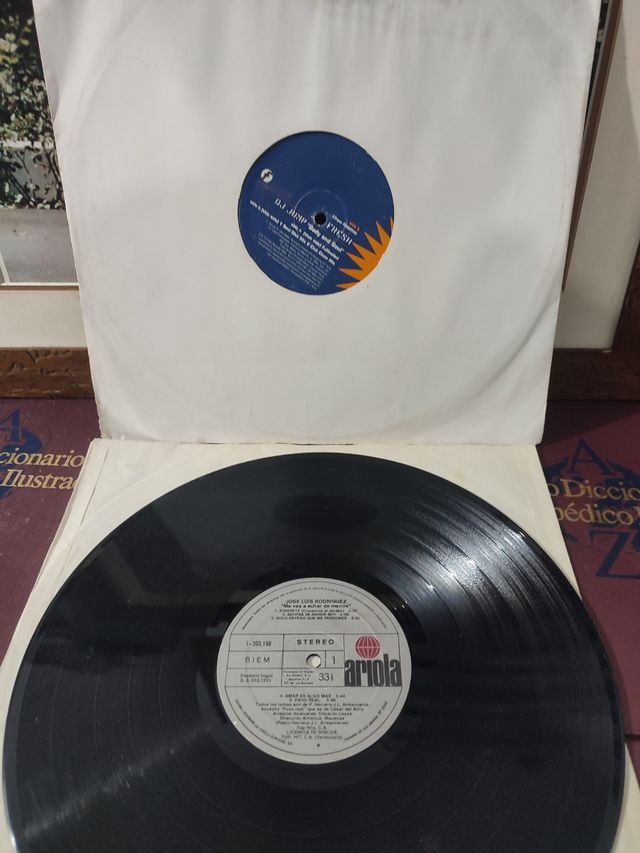 Lotto 26 Vinili: Bordon 4, Luisa Linares, Olive, A