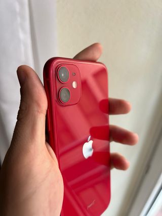 iPhone 11 64GB Rojo.