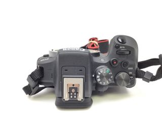 camara digital reflex canon r10