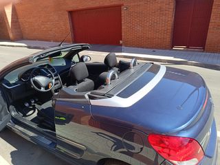 Peugeot 207 2012