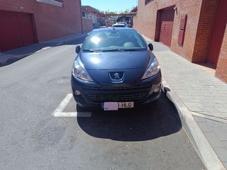 Peugeot 207 2012