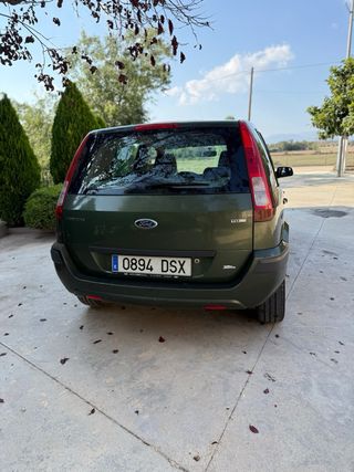 Ford Fusion 2005