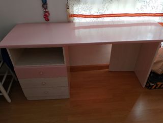 Cama Nido con 2 camas y escritorio
