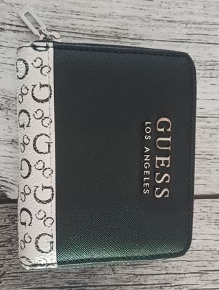 Monedero Guess Negro y Blanco