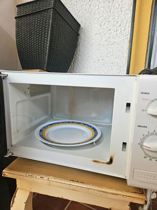 Microondas Firstline M19.9GS Grill