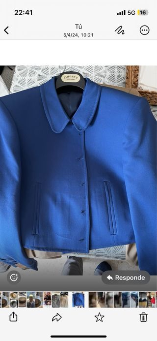 Chaquetilla y chaleco corto azul