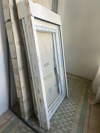 Ventana abatible Cortizo 85x130 cm Blanca
