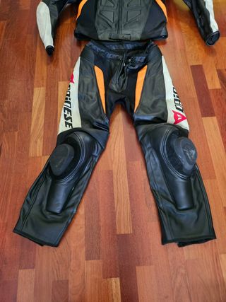 Mono de piel Dainese