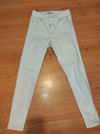Pantalón vaquero blanco