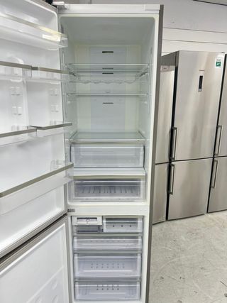 Nevera Combi Samsung
NO FROST ENERGÍA A+